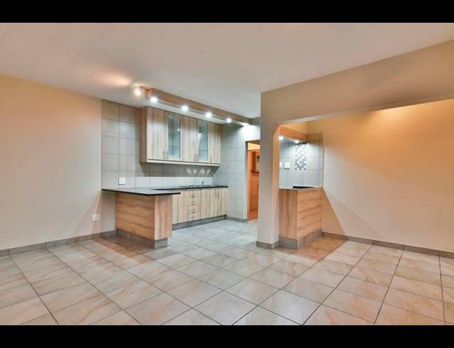 1 BEDROOM APARTMENT FOR SALE IN NEW REDRUTH